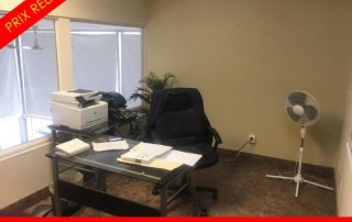 Local commercial à Louer, Longueuil. Bureau #2 (1)