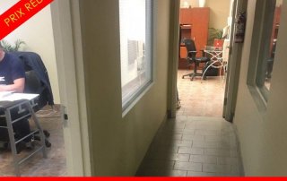 Local commercial à Louer, Longueuil. Corridor