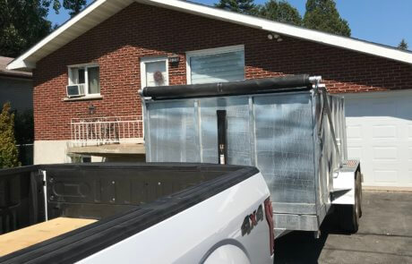 Location de remorque à bascule pour le transport de matériaux en construction et rénovation