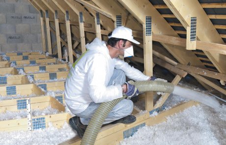 Professional attic insulation in Longueuil